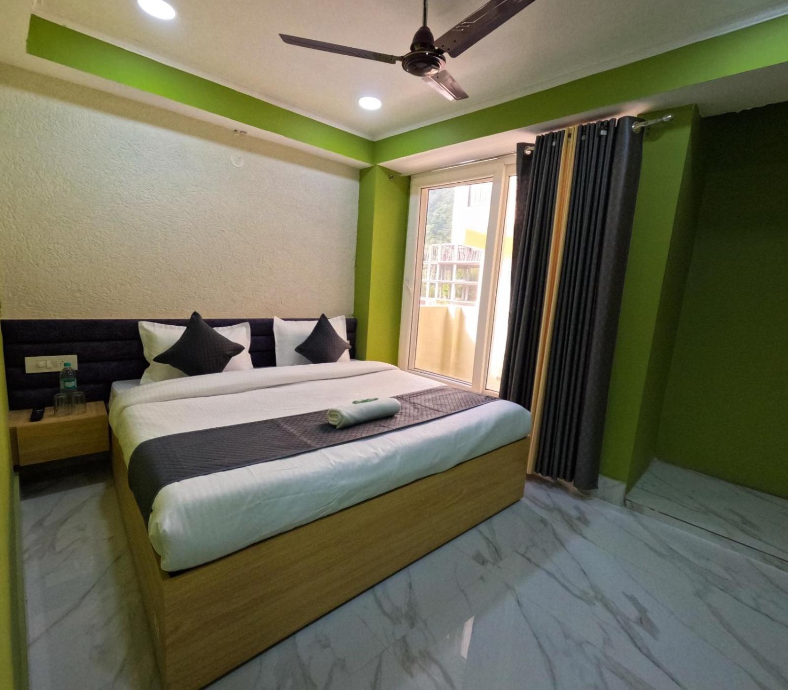 Hotel Aastha Height Rishīkesh Εξωτερικό φωτογραφία